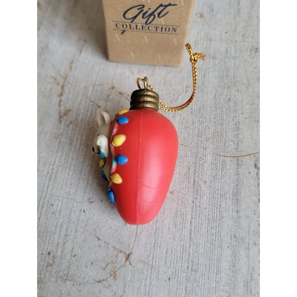 Avon Christmas cutie mouse light bulb ornament vintage Xmas collection home